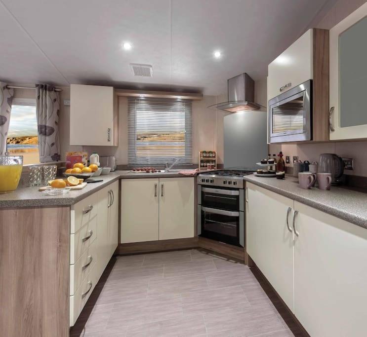 Lagooncombe Modern And Cosy Holiday Home Haverigg ภายนอก รูปภาพ