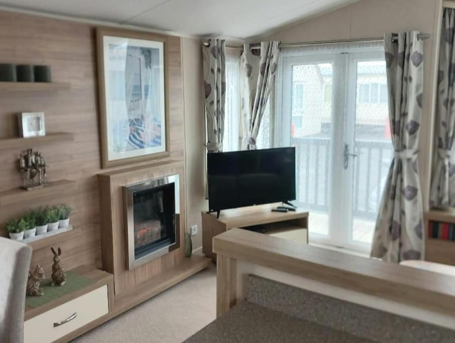 Lagooncombe Modern And Cosy Holiday Home Haverigg ภายนอก รูปภาพ